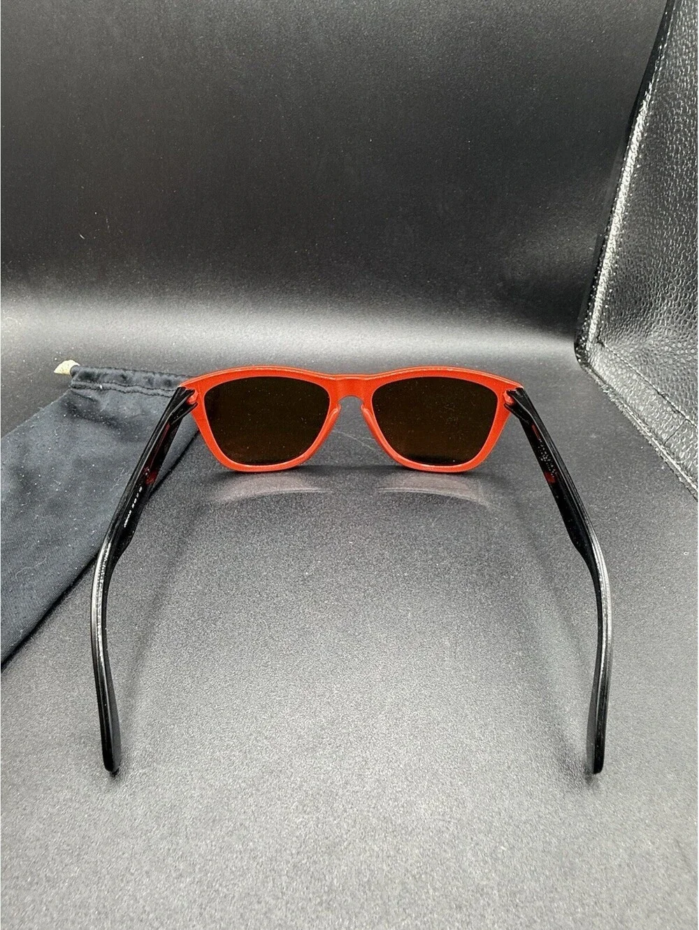 Oakley Frogskin Heritage Red-Black w/Fire Iridium Lenses OO9013-34